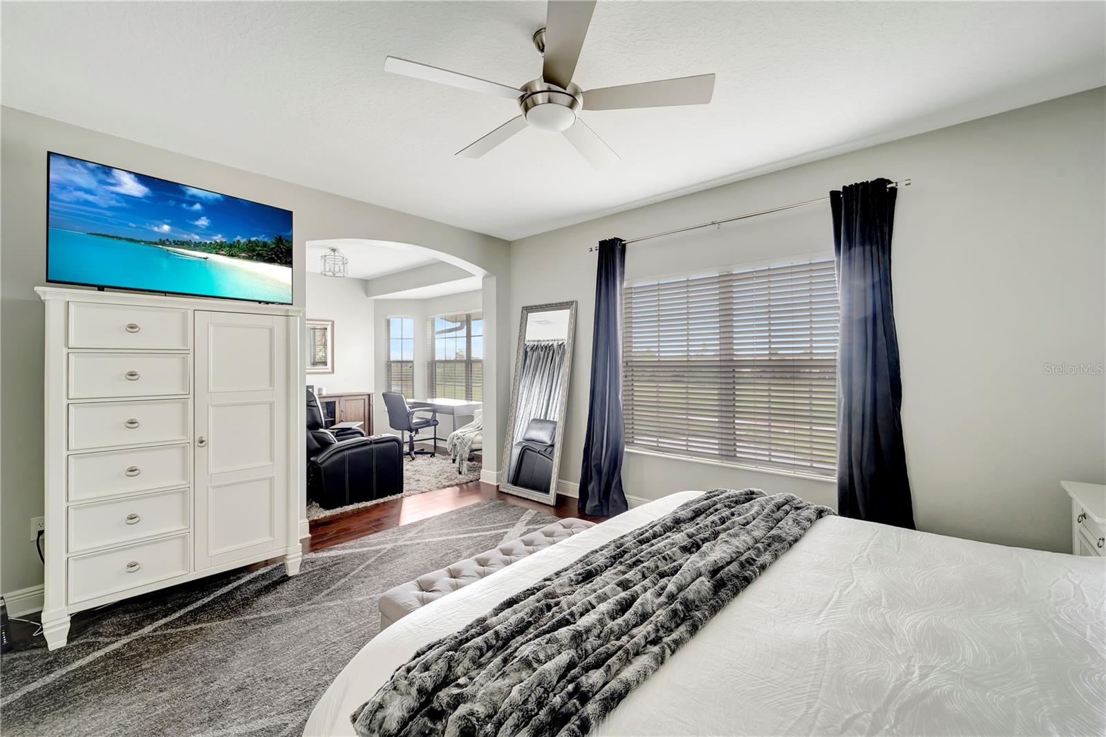 Image 27 of 49 For 8436 Miramar Way 8436