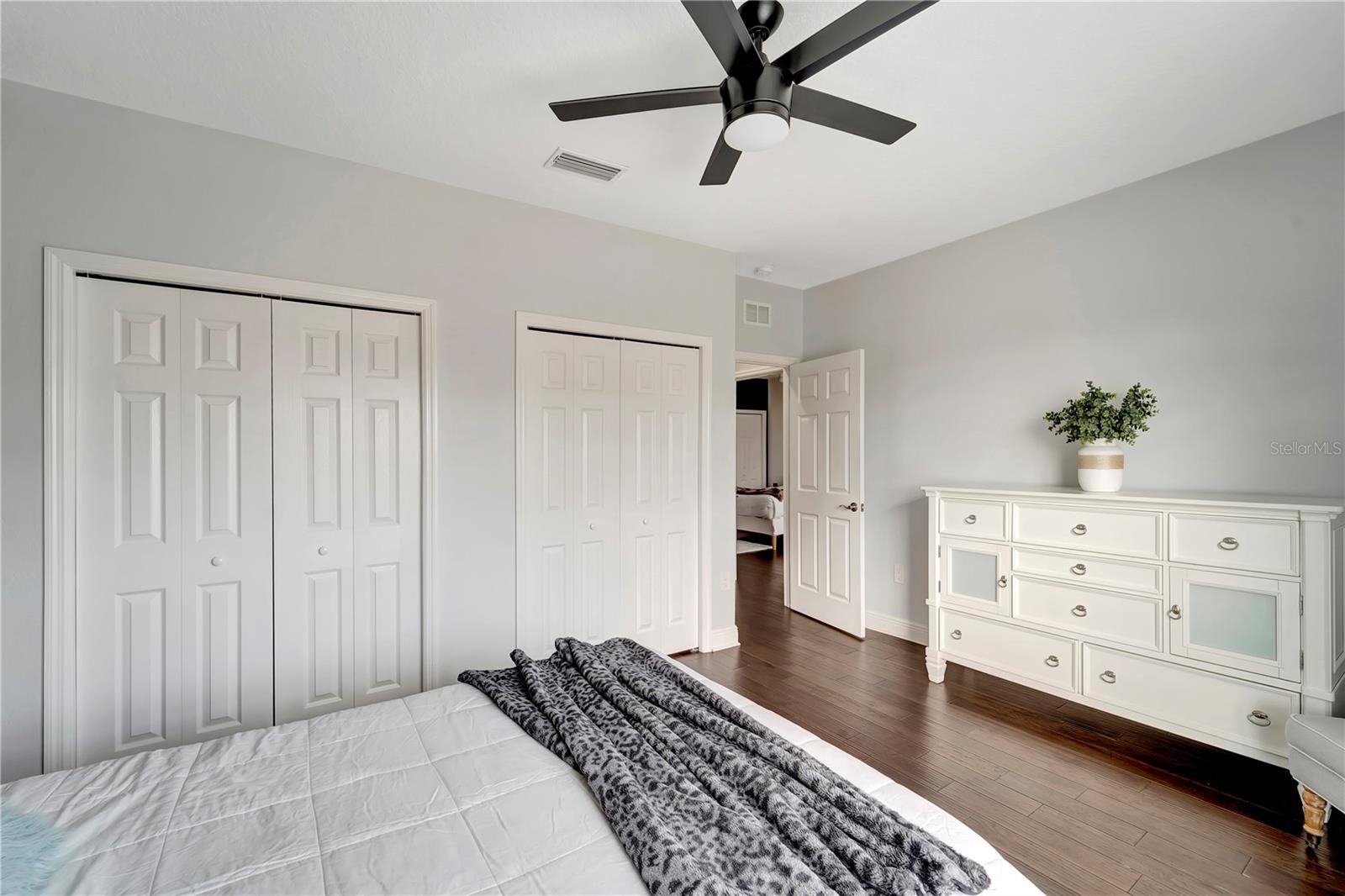 Image 42 of 49 For 8436 Miramar Way 8436