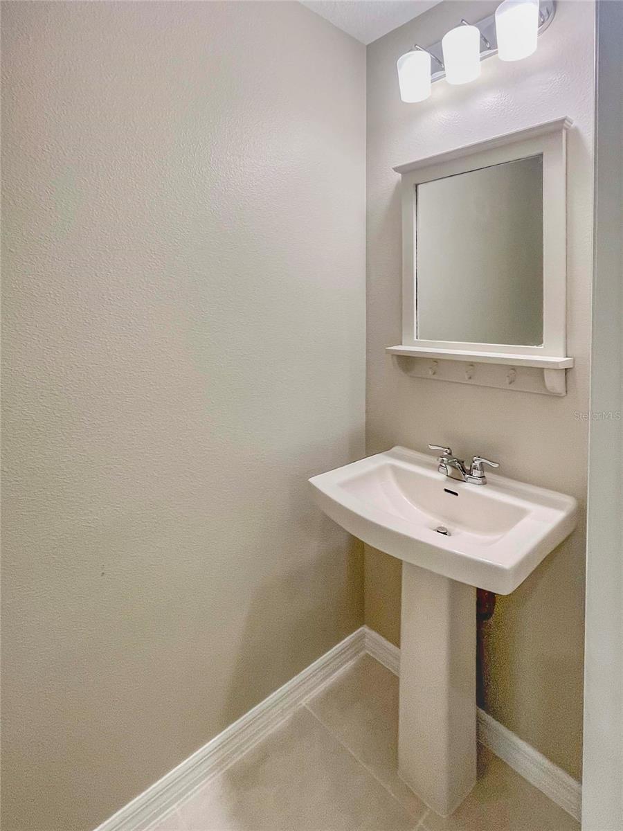 Image 11 of 22 For 8752 Daybreak Street
