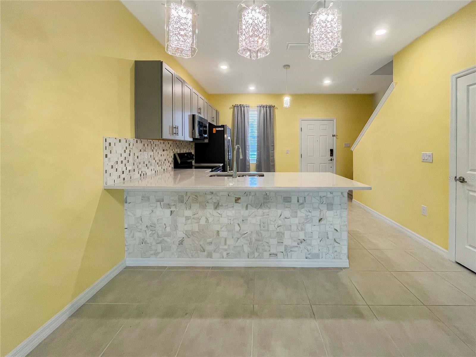 Image 4 of 22 For 8752 Daybreak Street