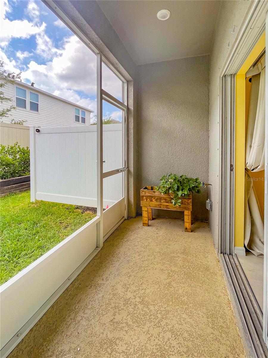 Image 9 of 22 For 8752 Daybreak Street