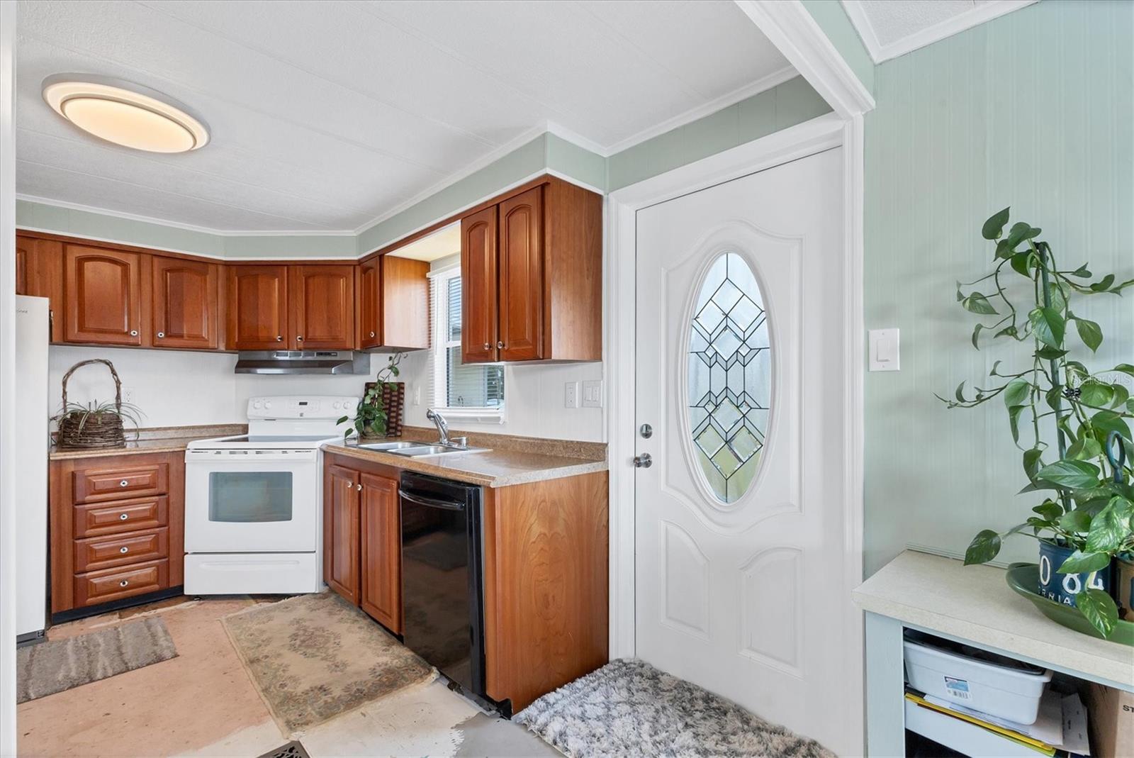 Image 11 of 55 For 4119 13th Street E