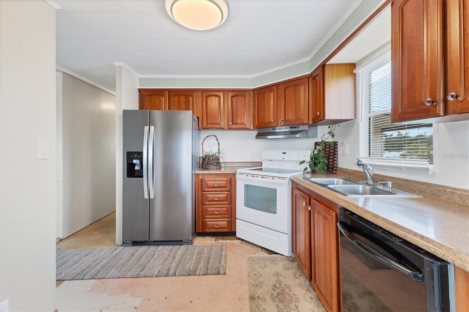 Image 12 of 55 For 4119 13th Street E