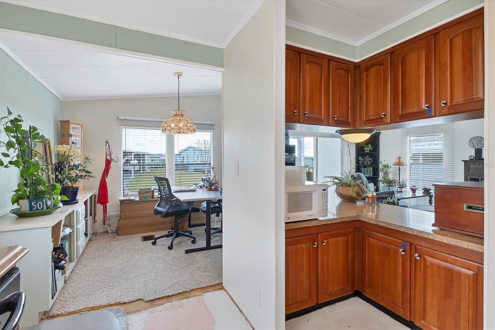 Image 14 of 55 For 4119 13th Street E