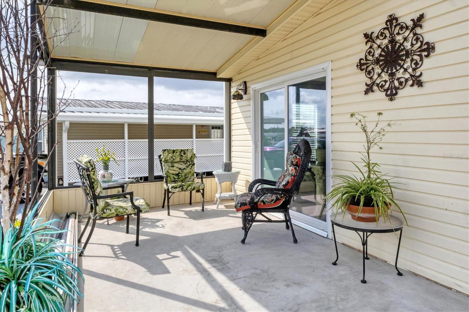 Image 4 of 55 For 4119 13th Street E