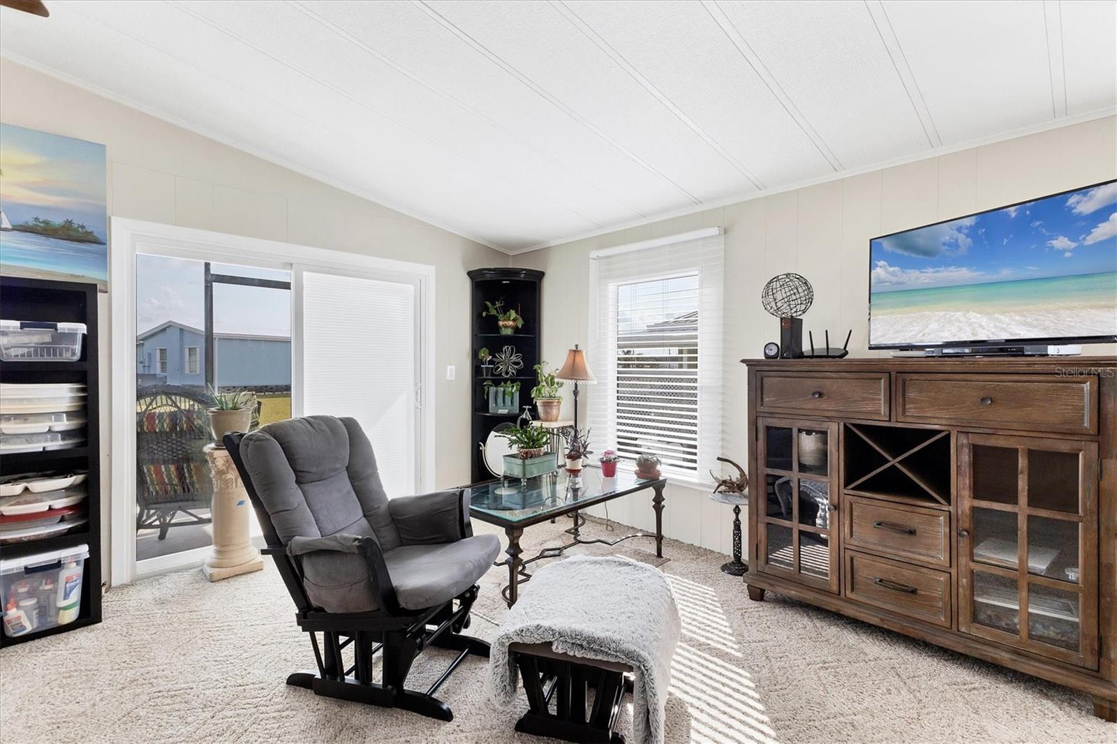 Image 8 of 55 For 4119 13th Street E