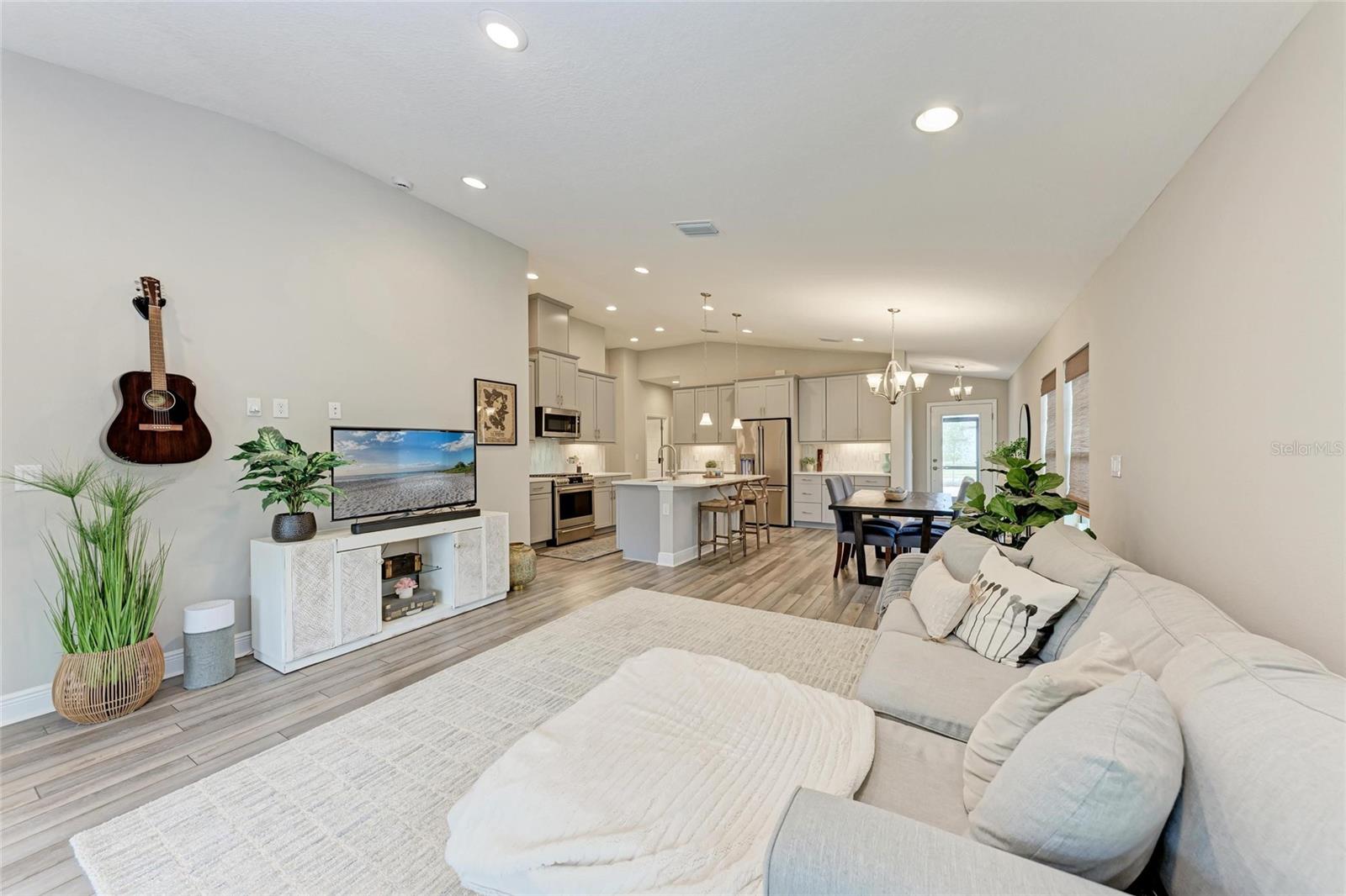 Image 10 of 27 For 12476 Oak Hill Way