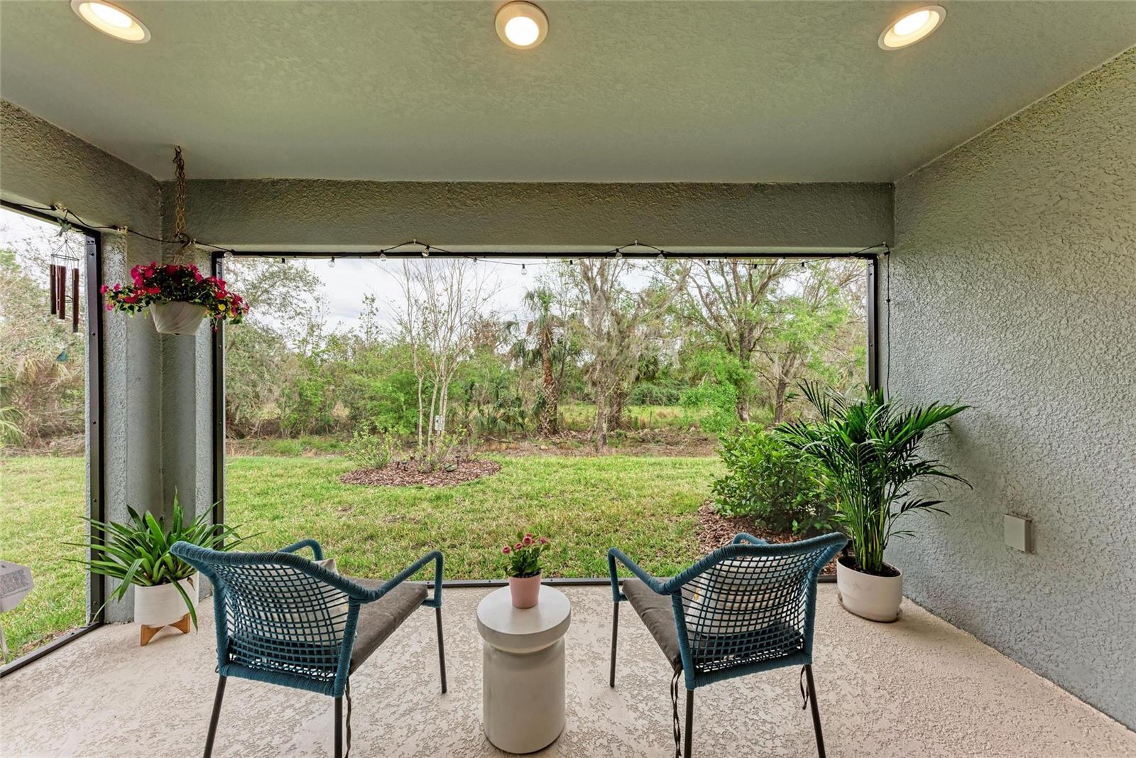 Image 19 of 27 For 12476 Oak Hill Way