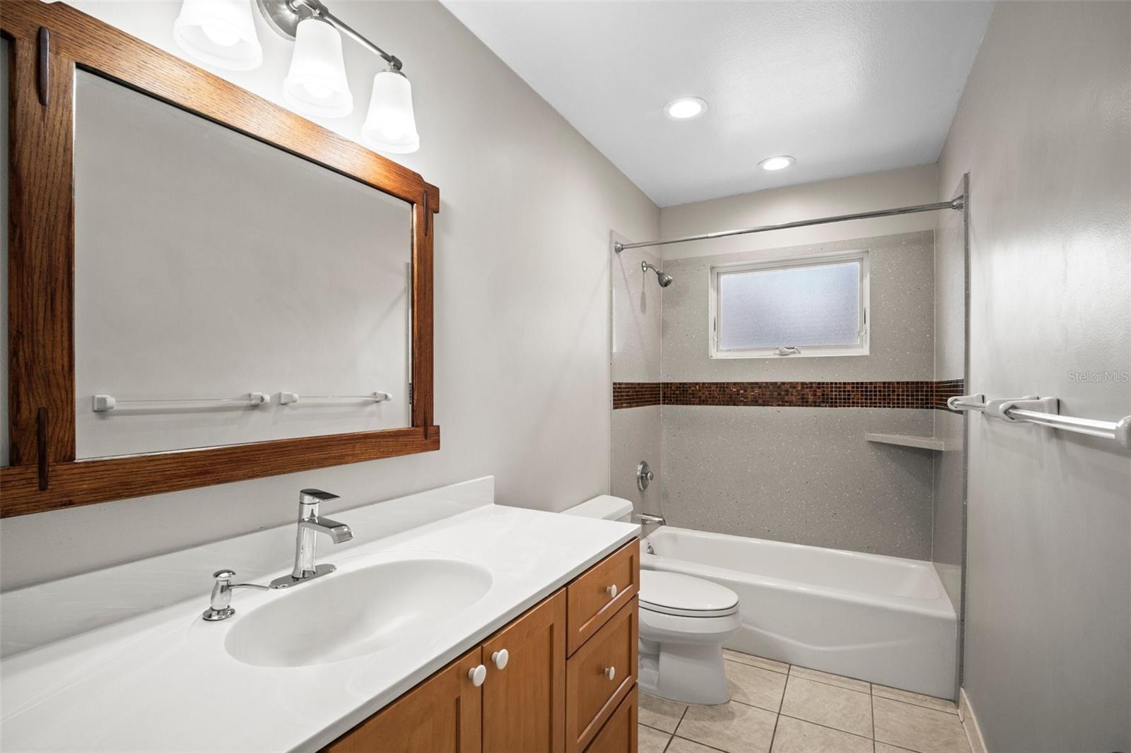 Image 16 of 29 For 6512 Bowline Drive