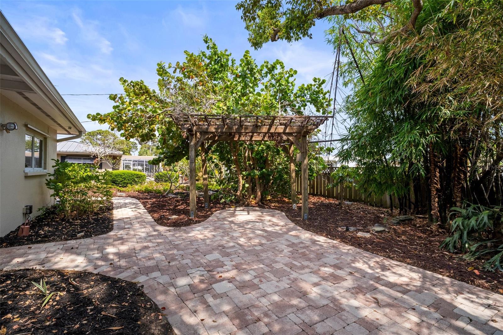 Image 26 of 29 For 6512 Bowline Drive