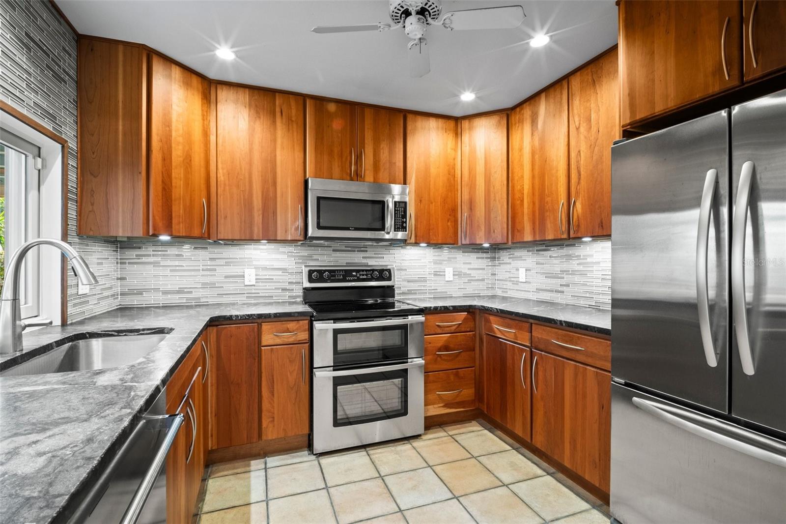 Image 9 of 29 For 6512 Bowline Drive