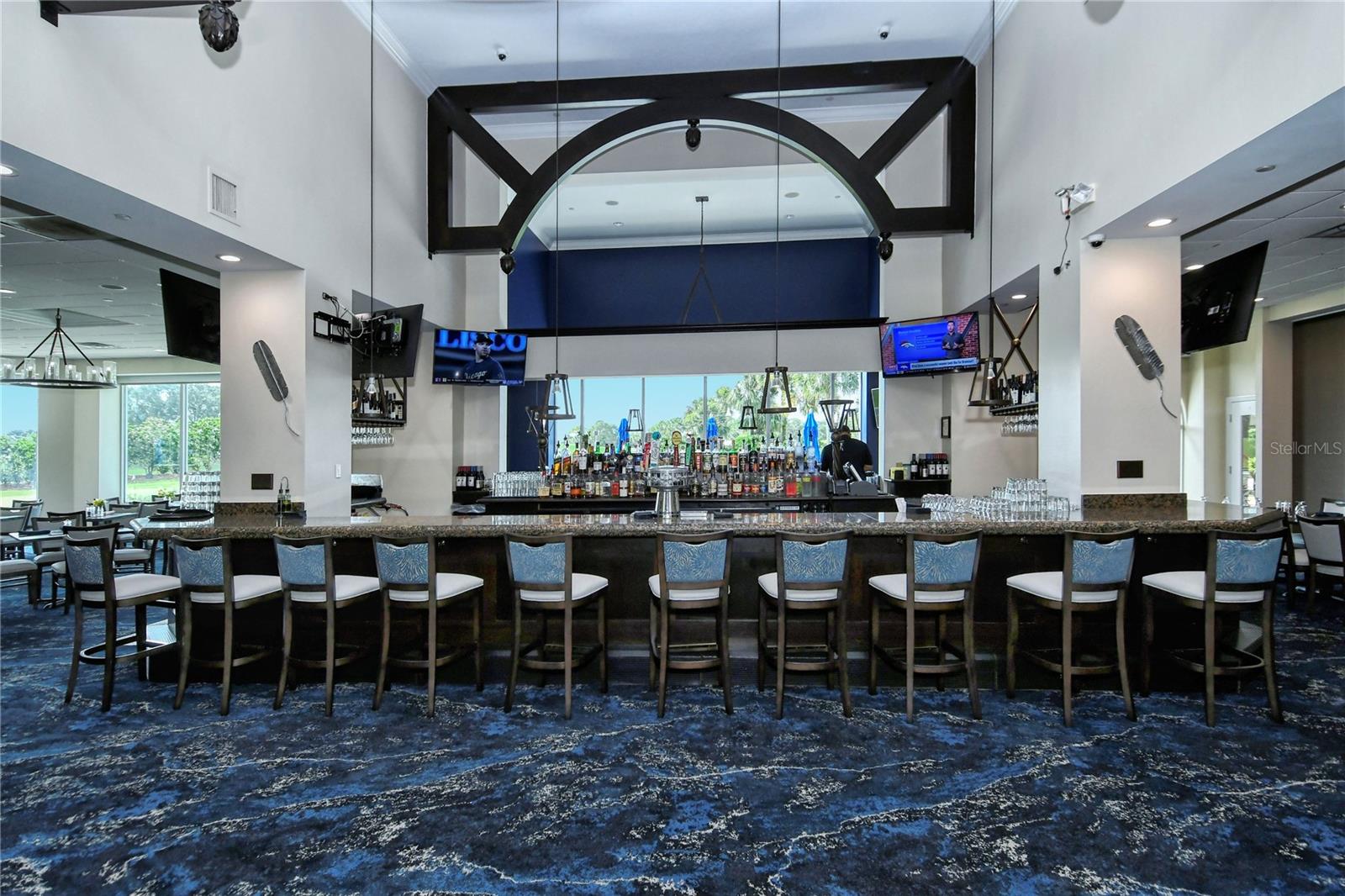 Image 17 of 27 For 9630 Club South Circle 6202