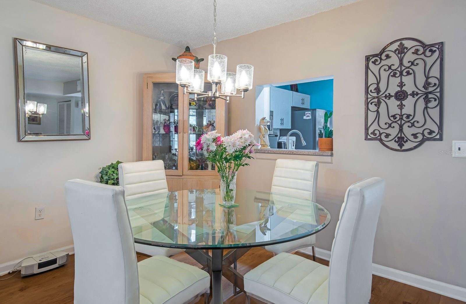 Image 14 of 39 For 523 Spring Lakes Boulevard