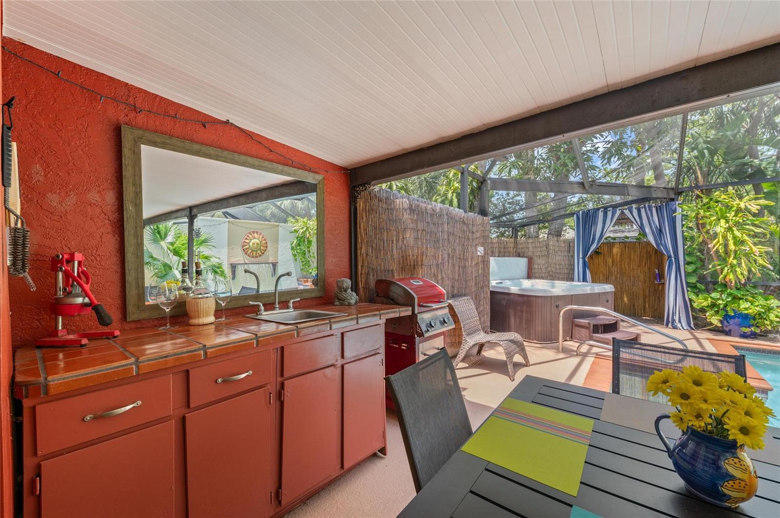 Image 17 of 90 For 941 Virginia Drive