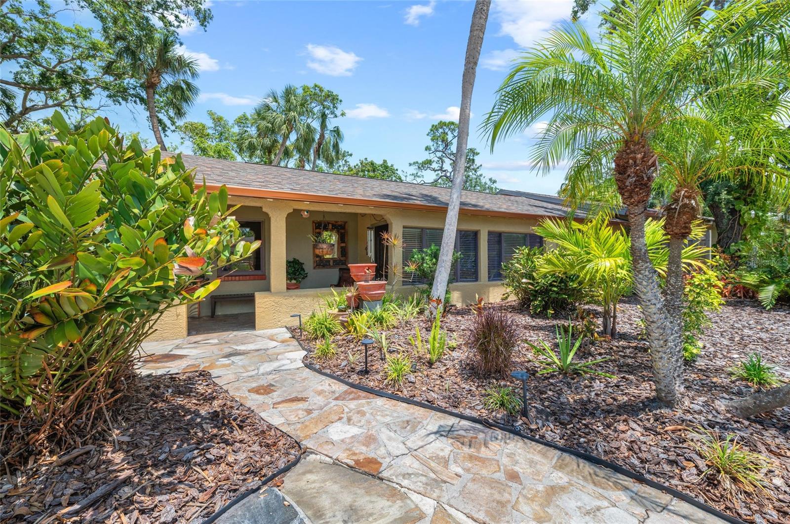 Image 2 of 90 For 941 Virginia Drive