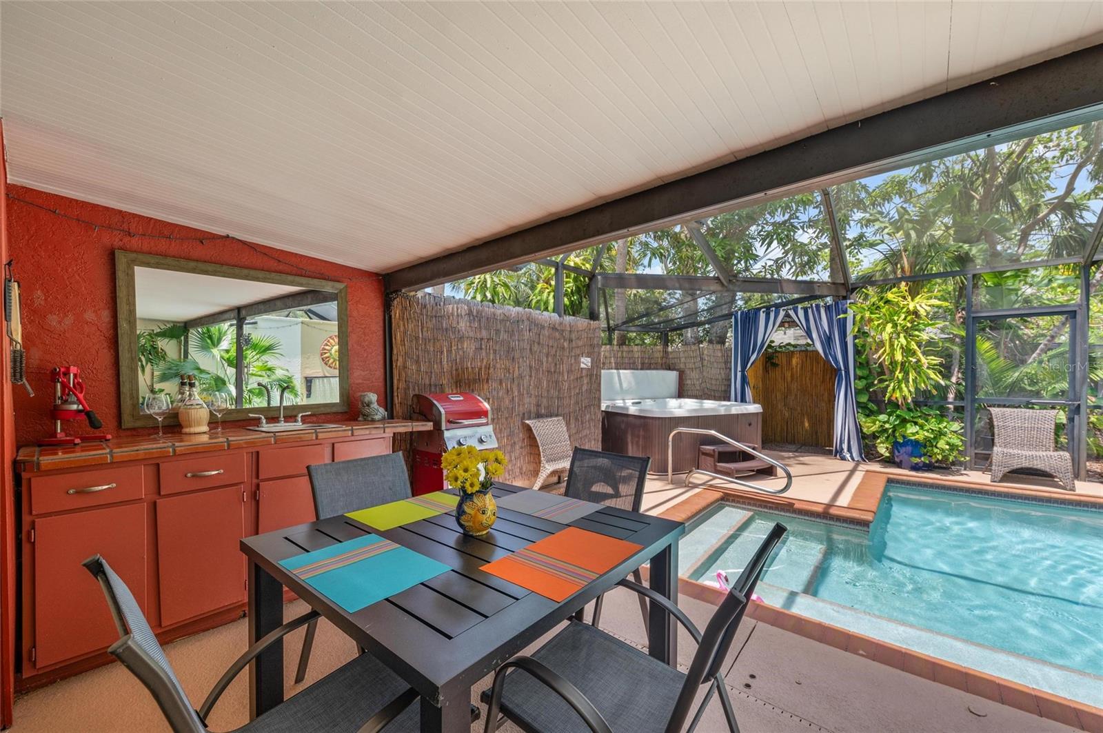 Image 4 of 90 For 941 Virginia Drive