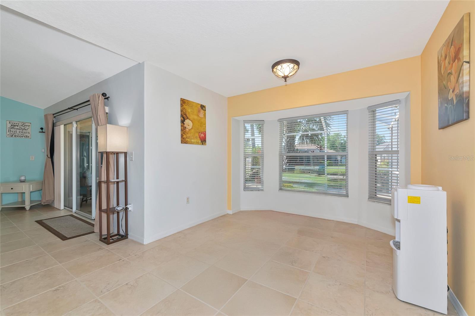 Image 11 of 47 For 3718 61st Drive E