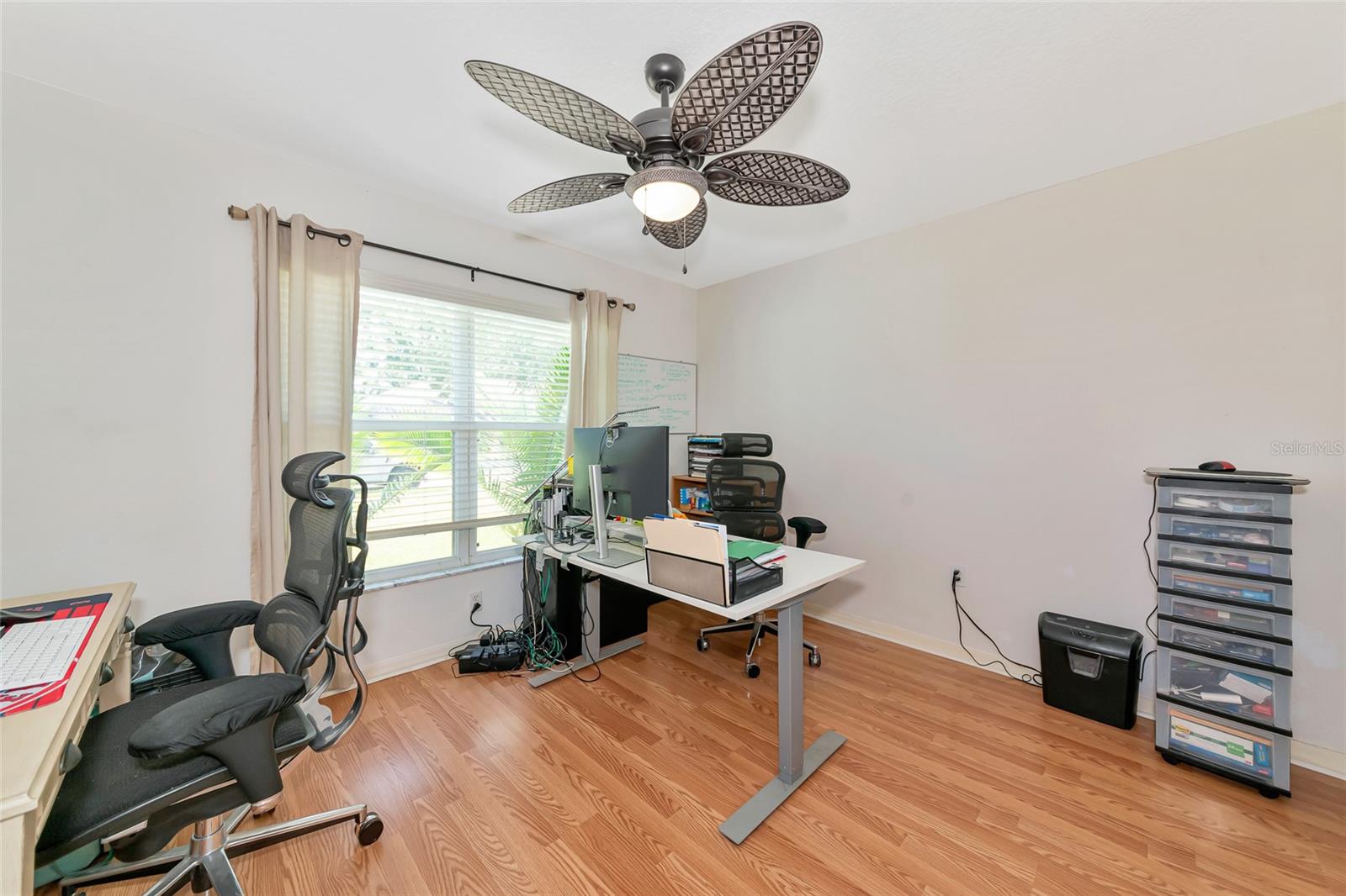 Image 13 of 47 For 3718 61st Drive E