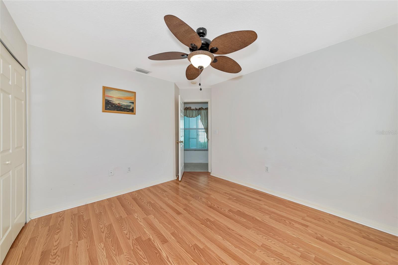 Image 22 of 47 For 3718 61st Drive E
