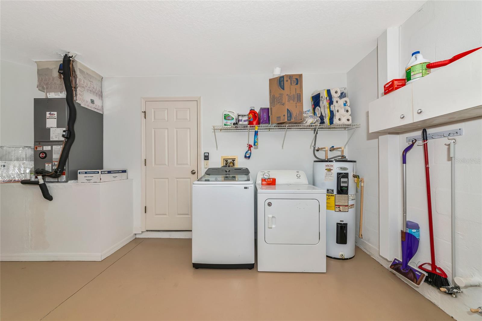 Image 24 of 47 For 3718 61st Drive E
