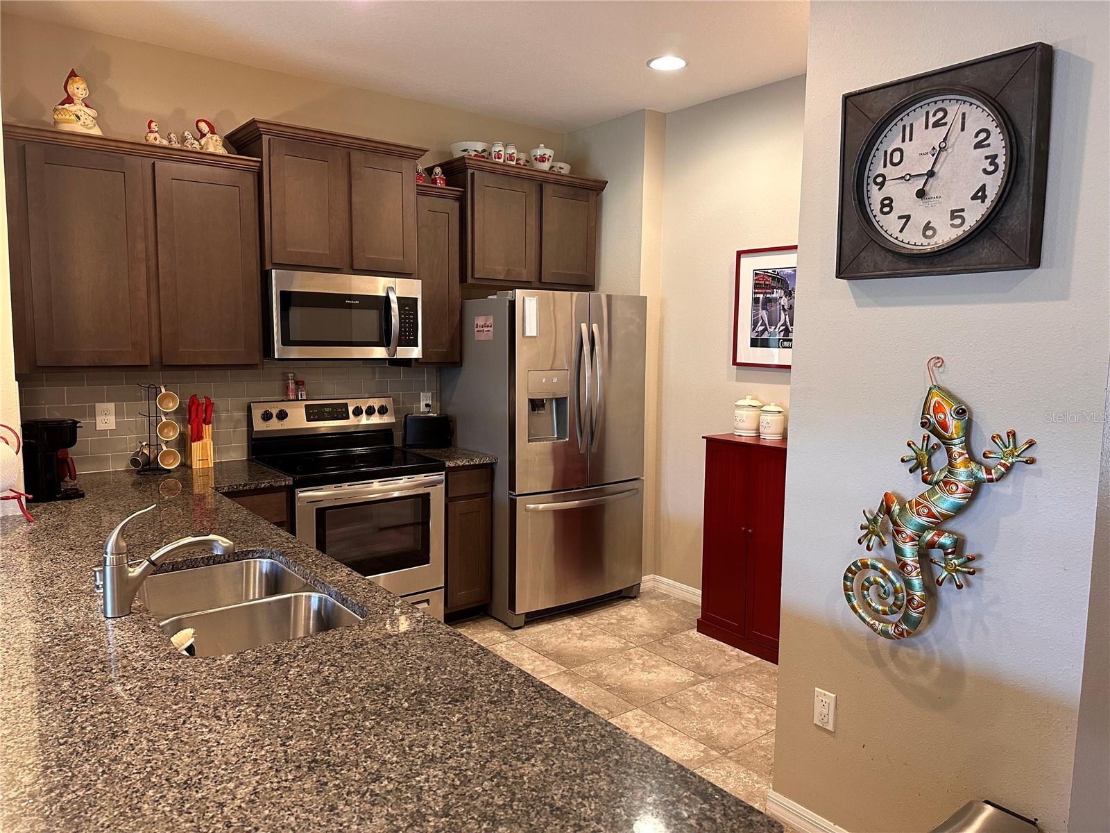 Image 5 of 24 For 6434 Baytown Drive