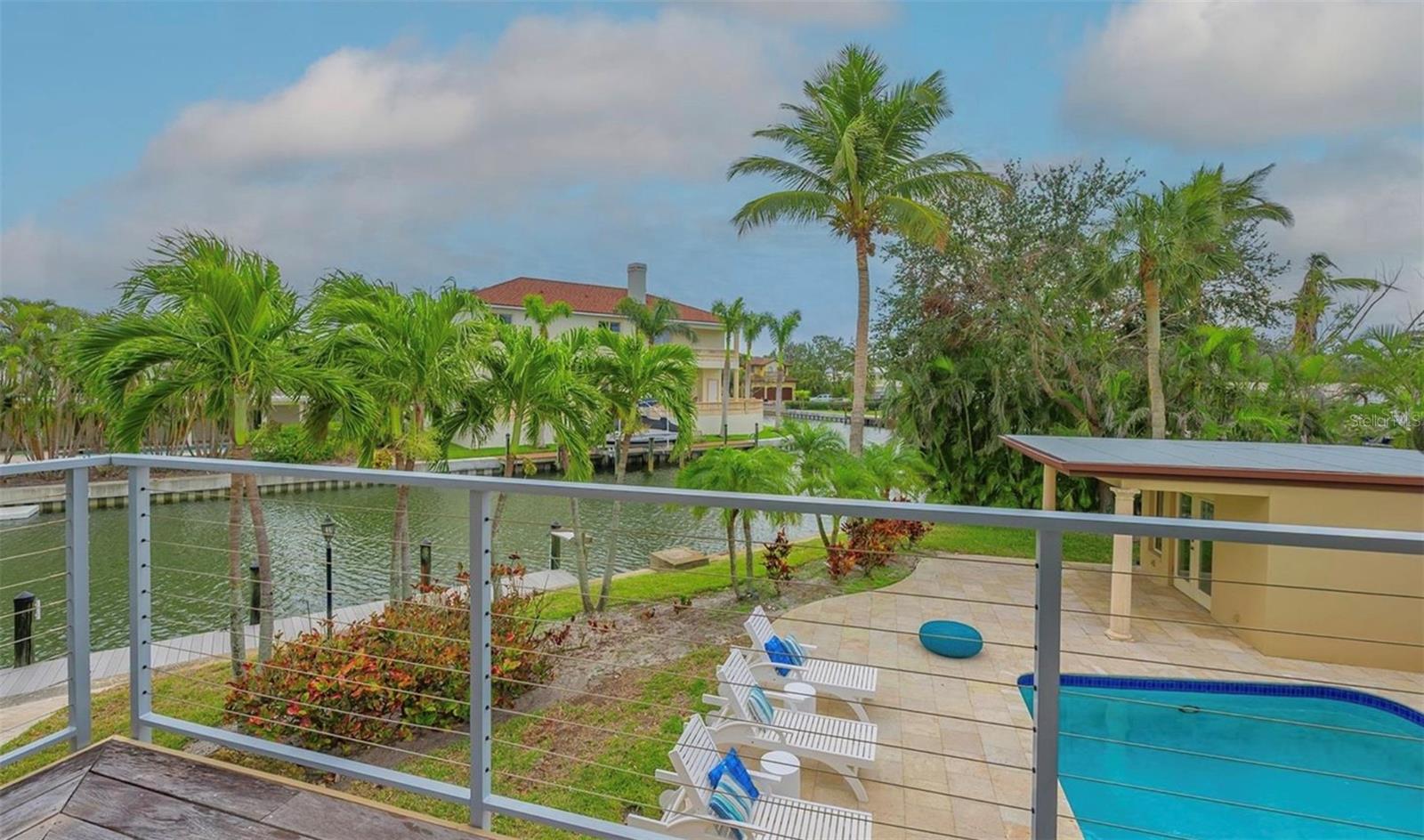 Image 2 of 5 For 940 Siesta Key Place Place