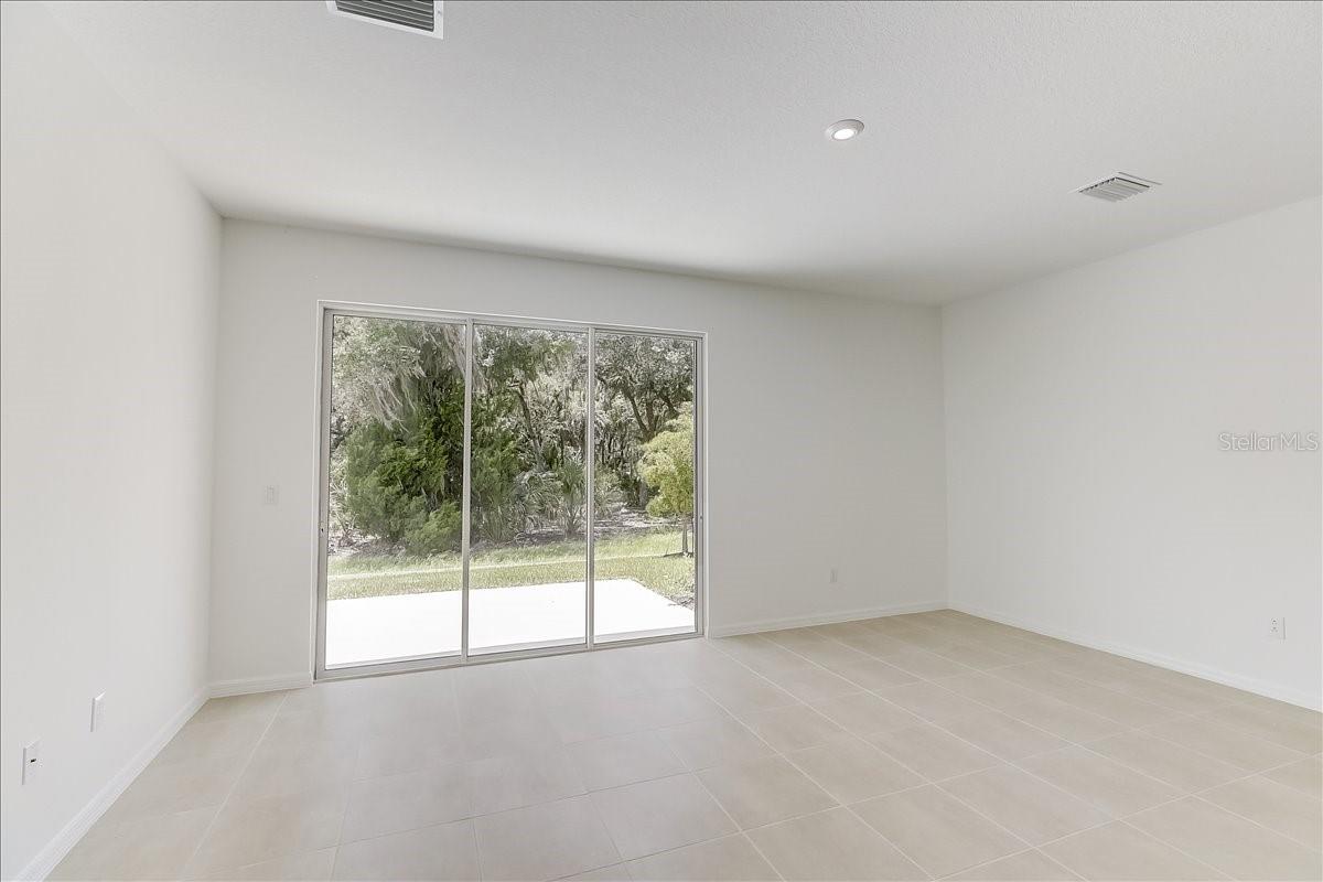 Image 12 of 39 For 8449 Lunar Skye Street