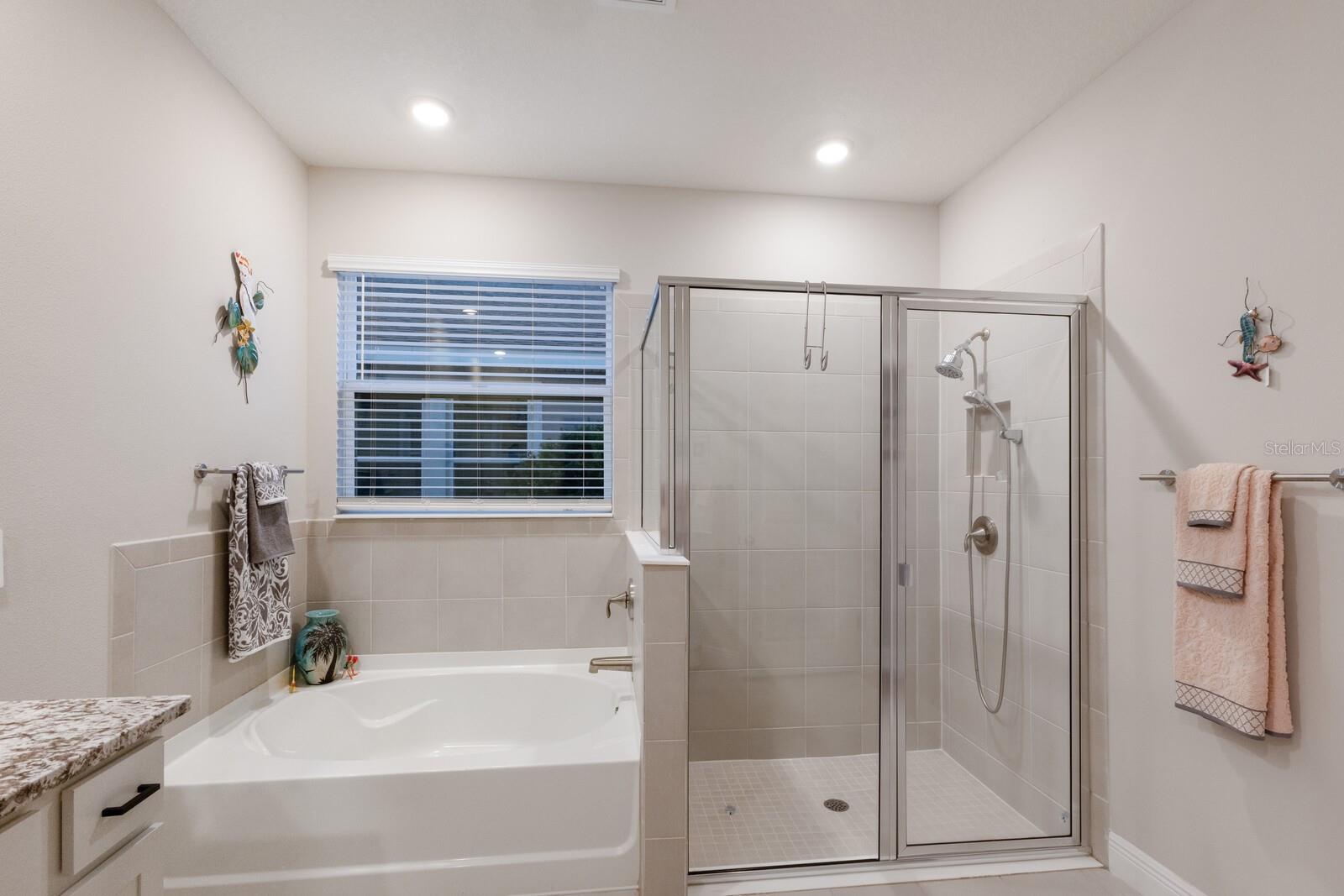 Image 26 of 54 For 16807 Barnwood Place