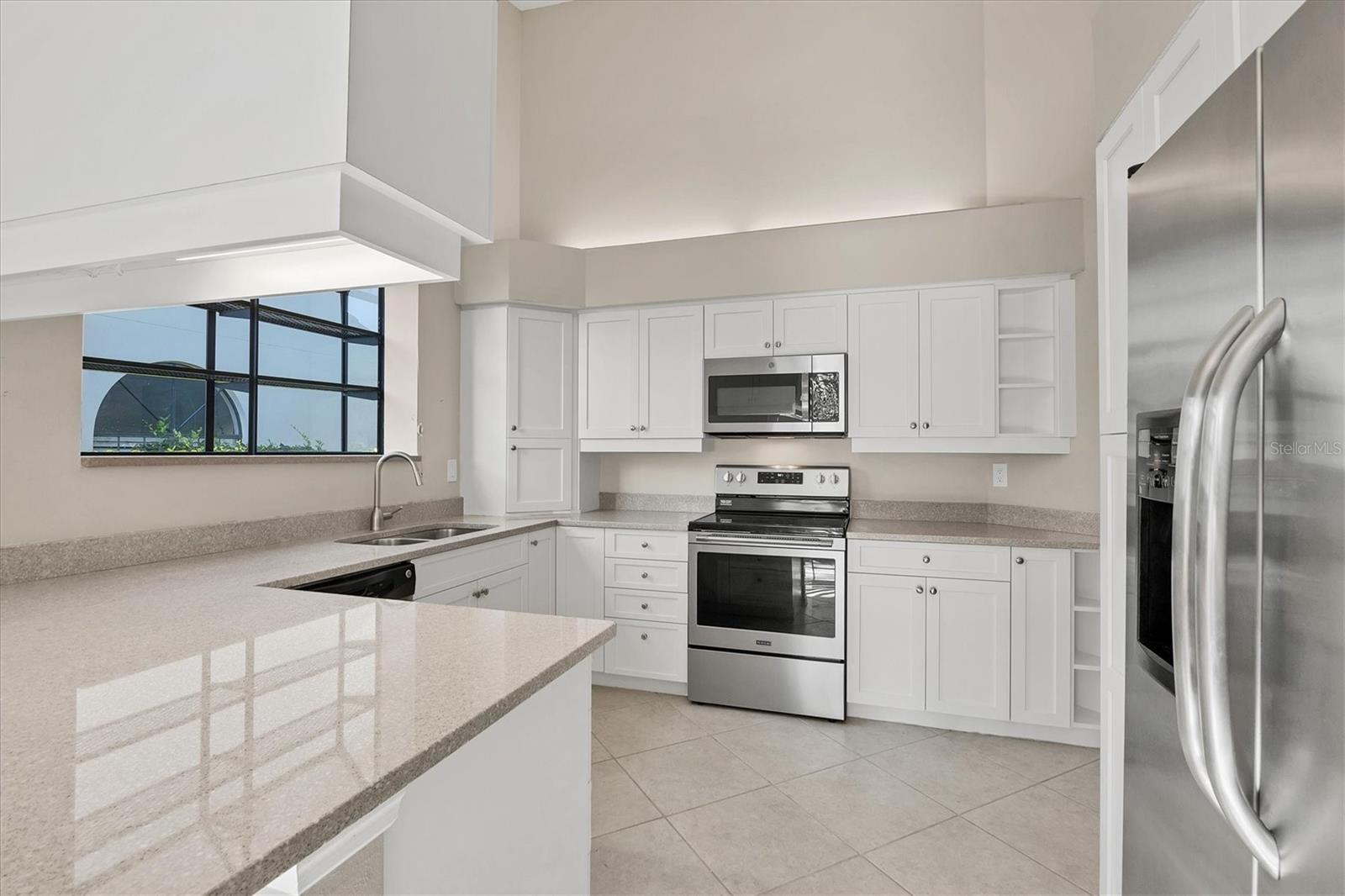Image 4 of 57 For 4517 Las Brisas Lane