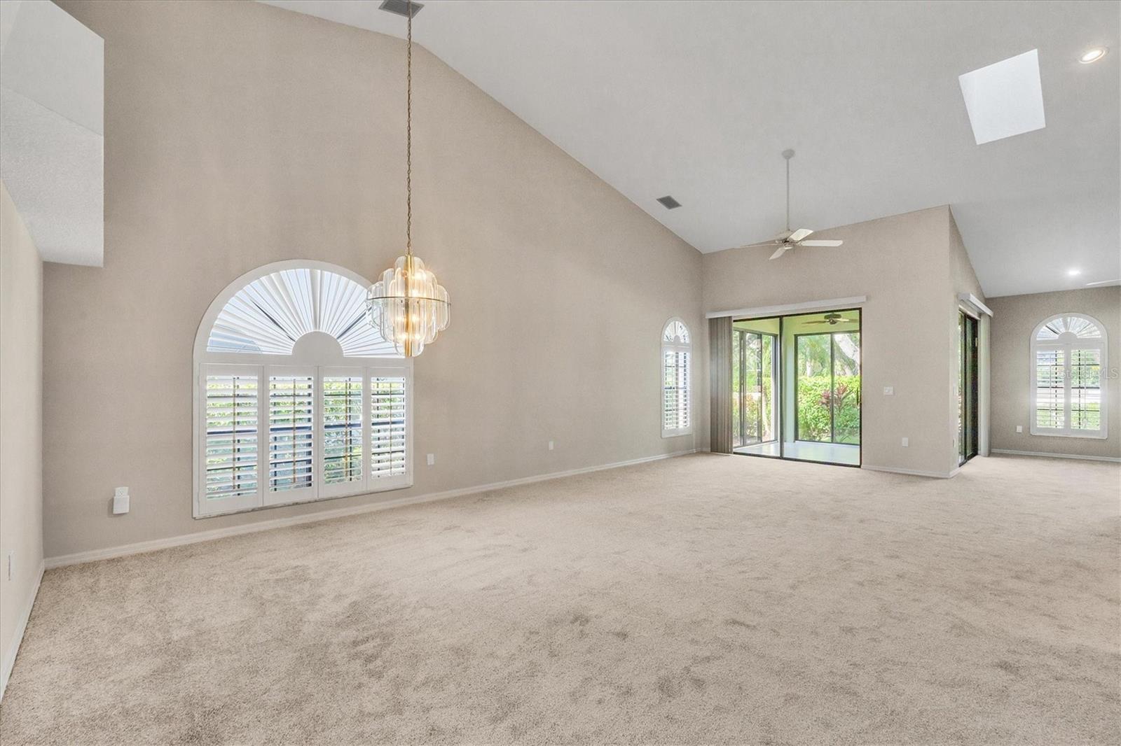 Image 9 of 57 For 4517 Las Brisas Lane