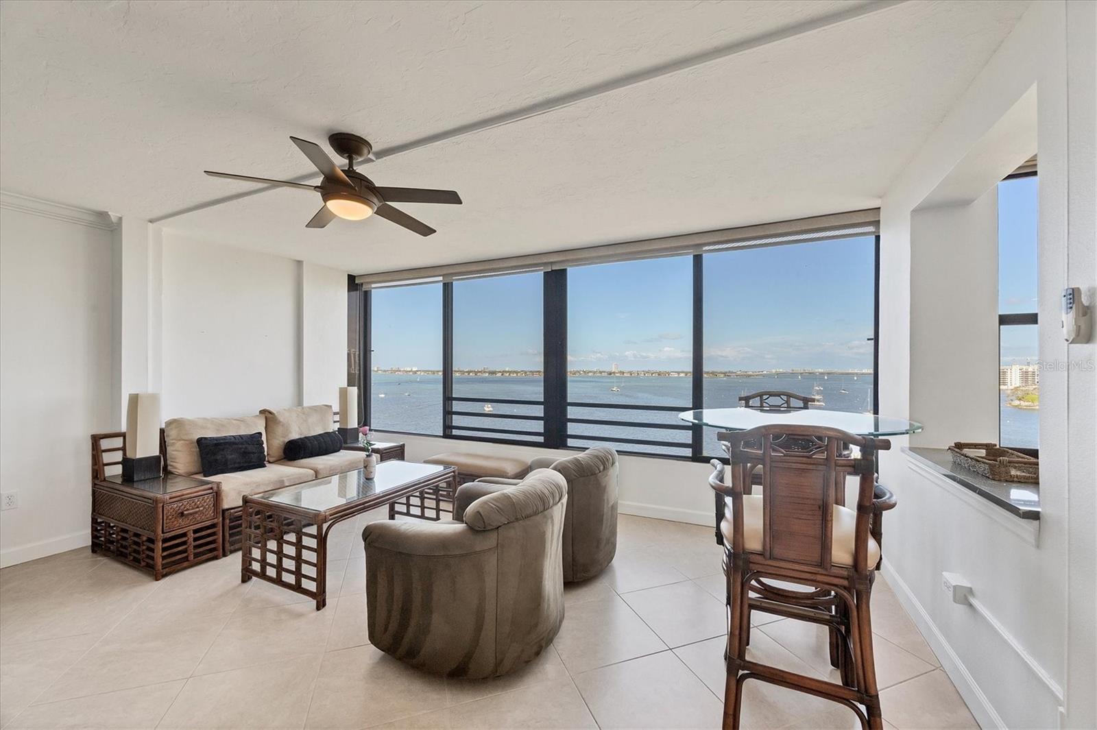 Image 18 of 37 For 770 Palm Avenue  903