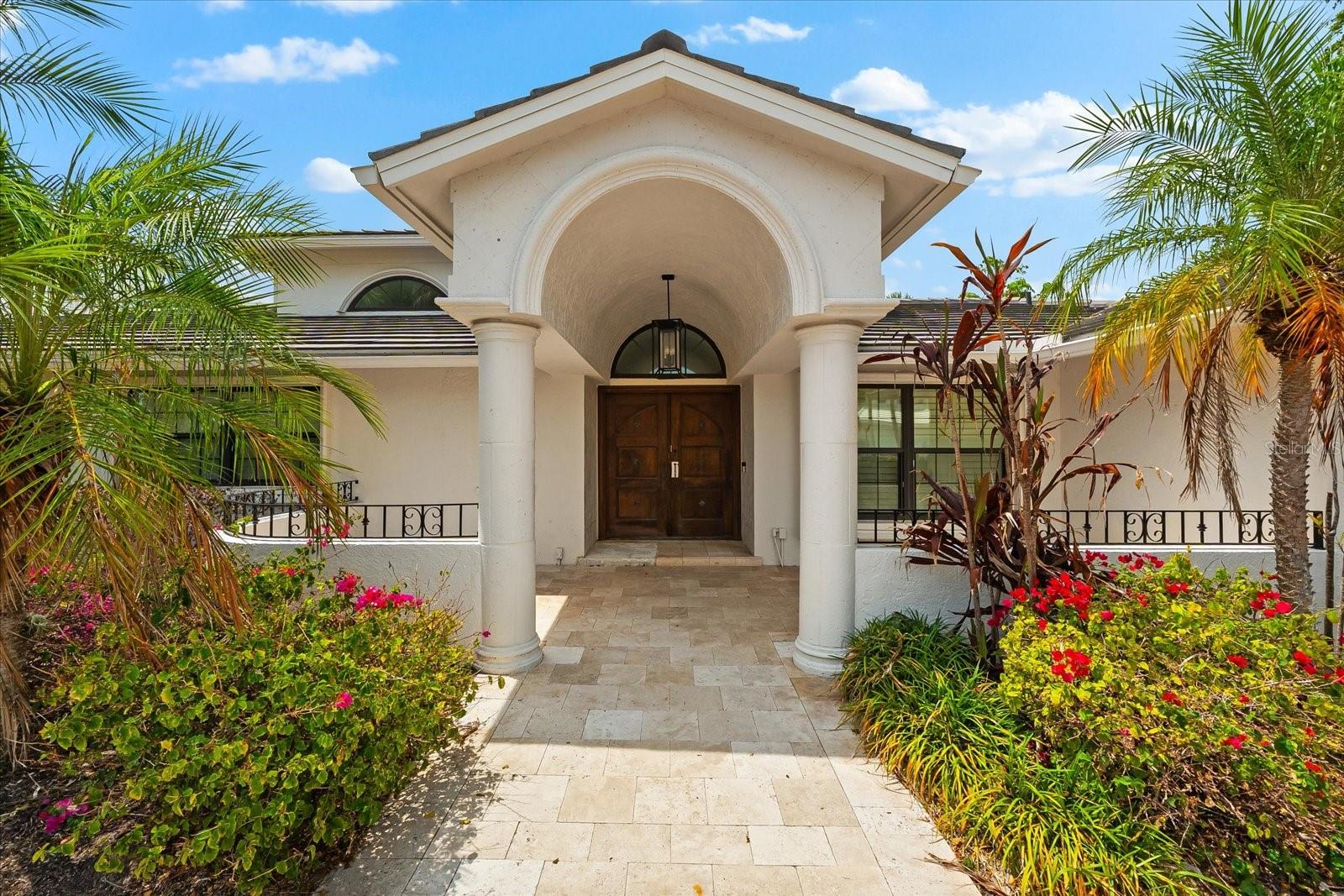 Image 2 of 55 For 868 Siesta Key Circle