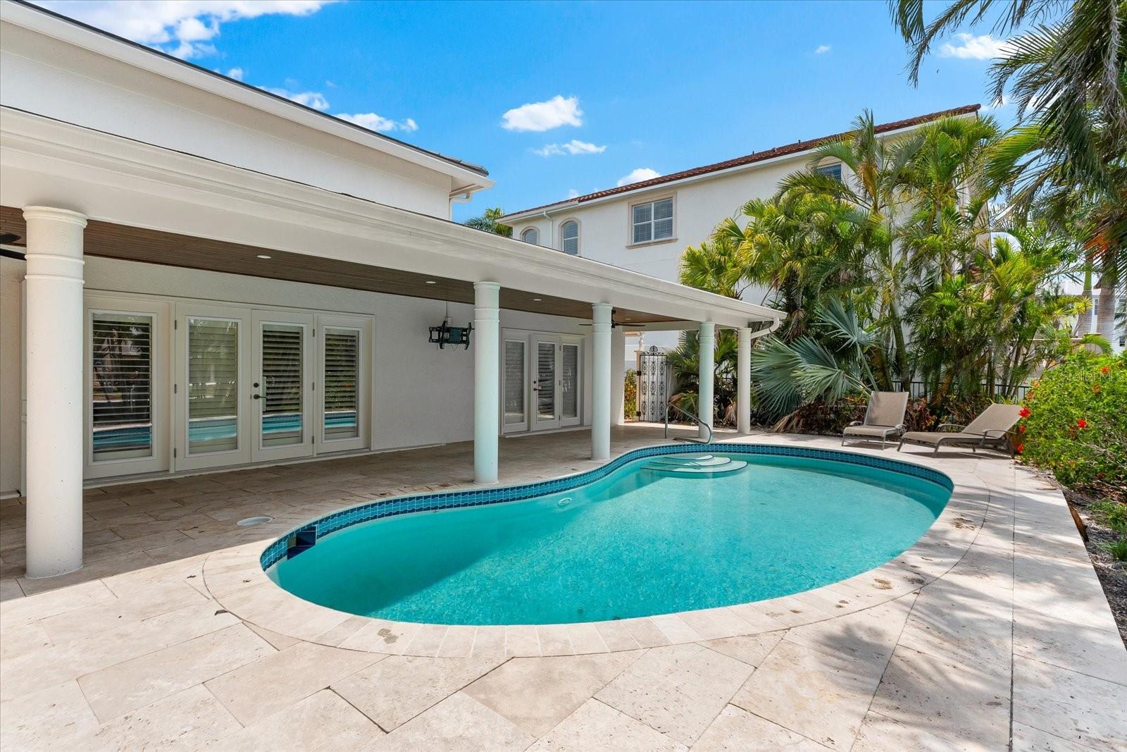 Image 38 of 55 For 868 Siesta Key Circle