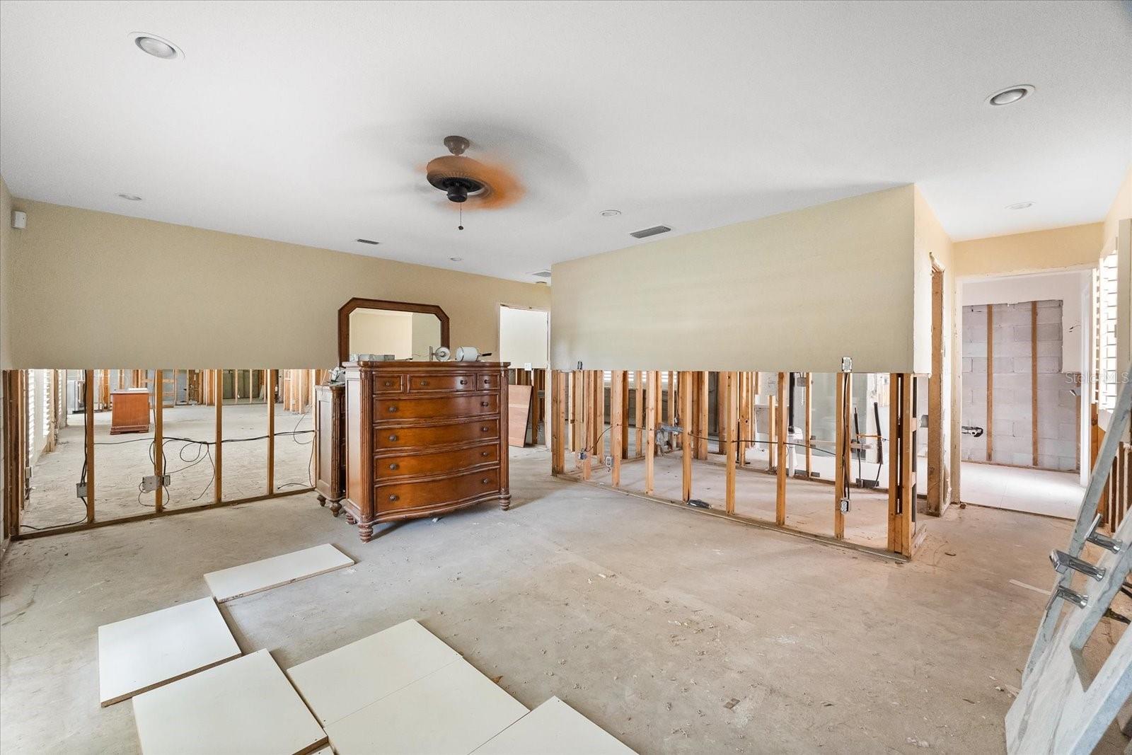 Image 9 of 55 For 868 Siesta Key Circle