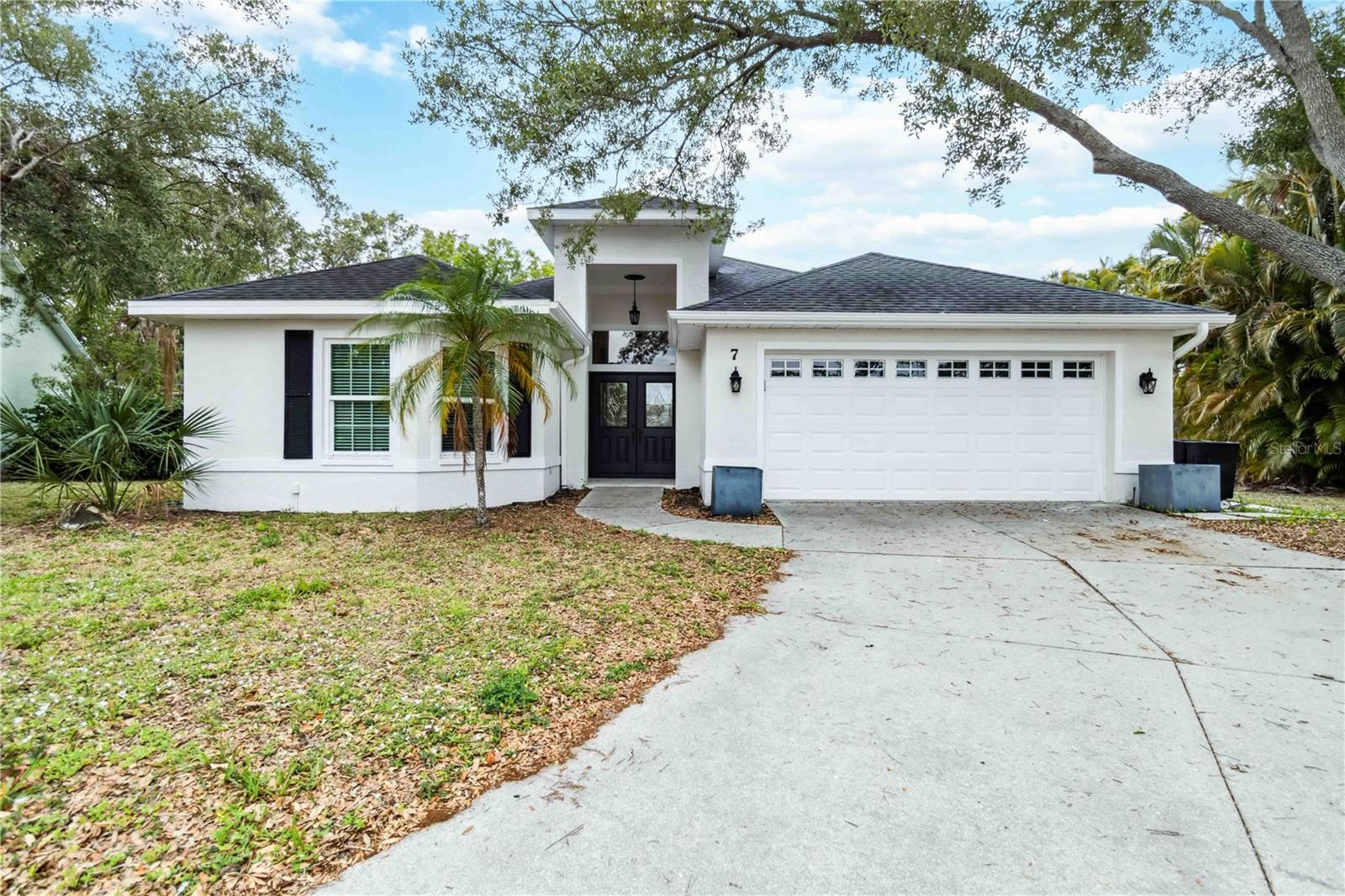 Image 2 of 55 For 7 Arbor Oaks Drive