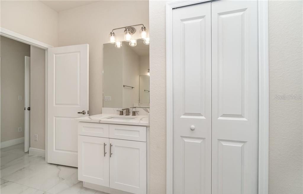 Image 18 of 37 For 5818 Royal Okley Lane