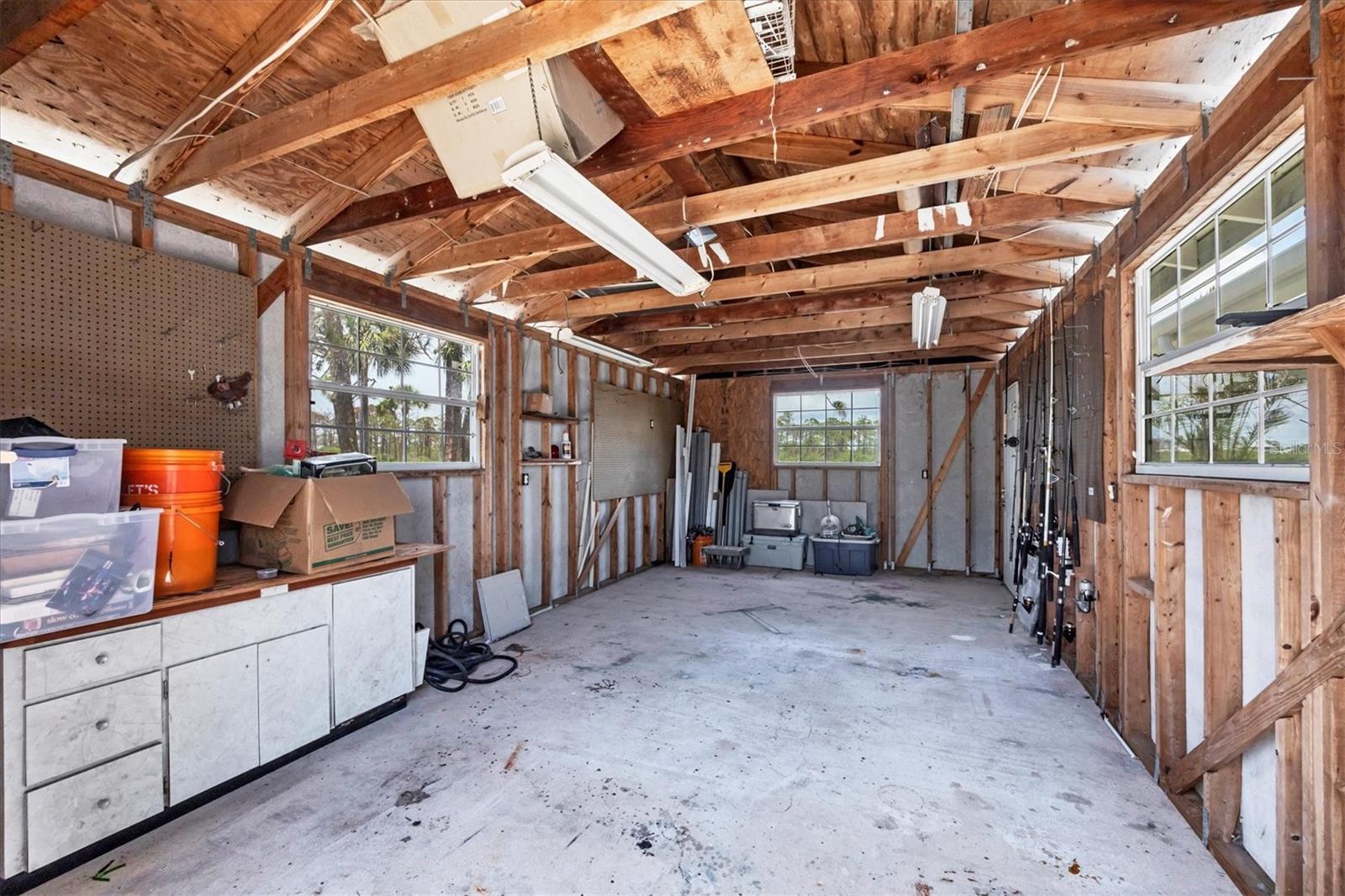 Image 27 of 40 For 2100 Oyster Creek Drive