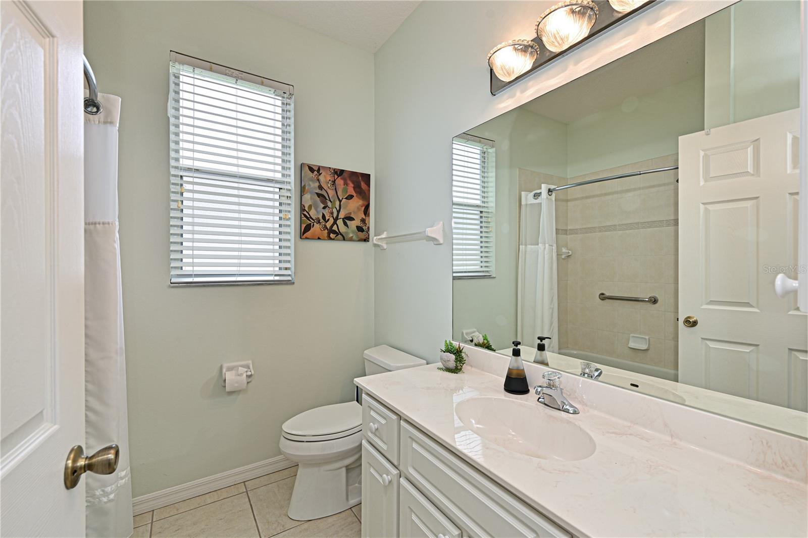 Image 20 of 33 For 3309 45th Avenue E