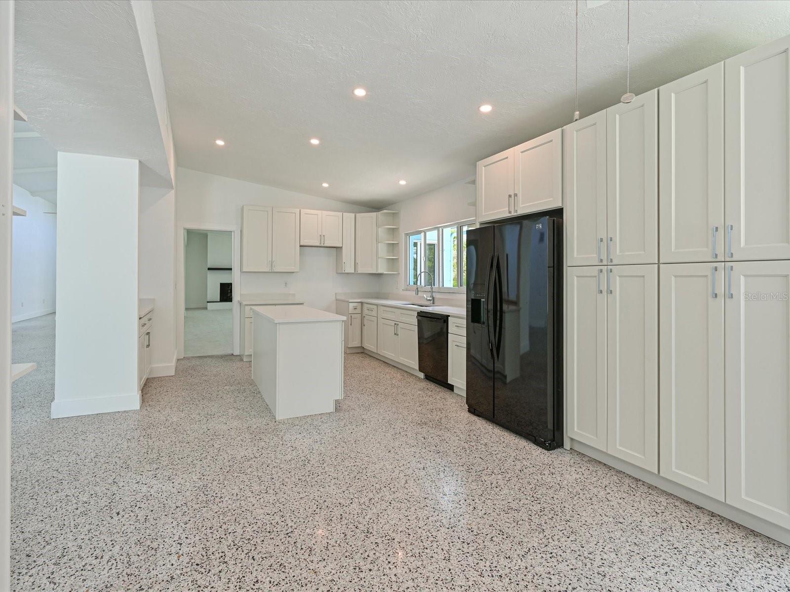 Image 11 of 57 For 5920 Gulf Of Mexico Drive