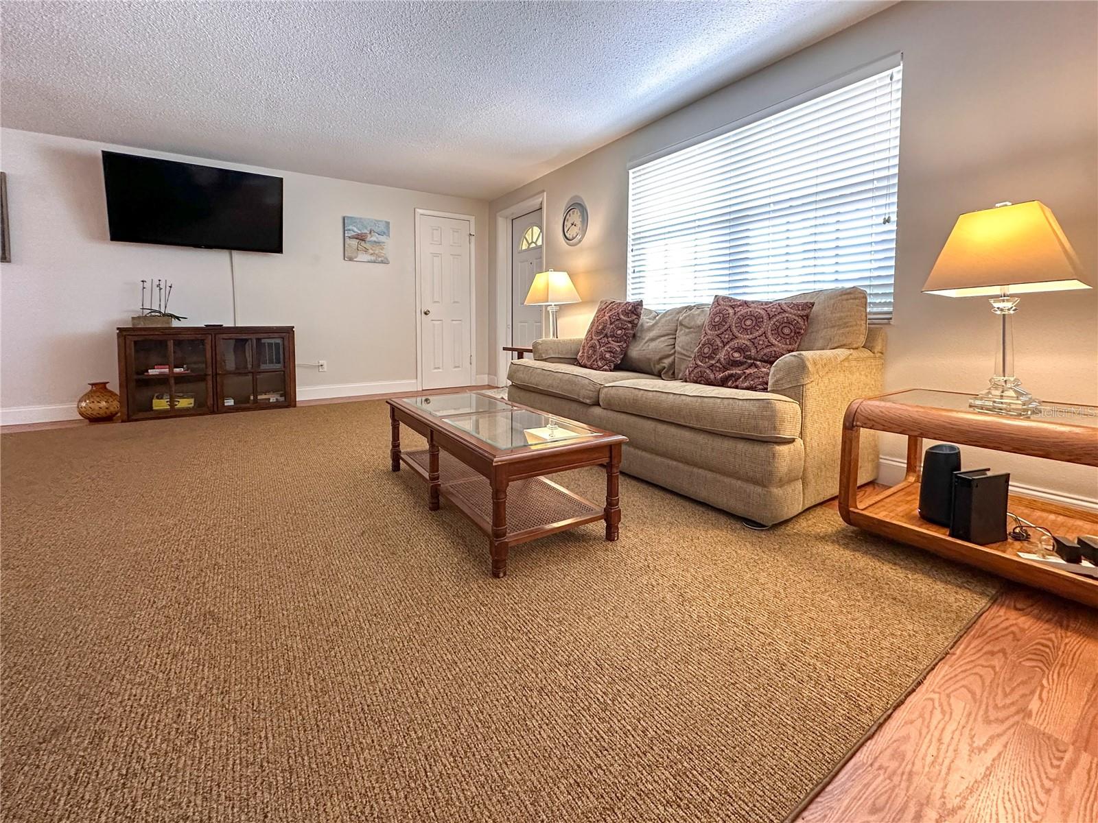 Image 19 of 41 For 5008 27th Avenue W