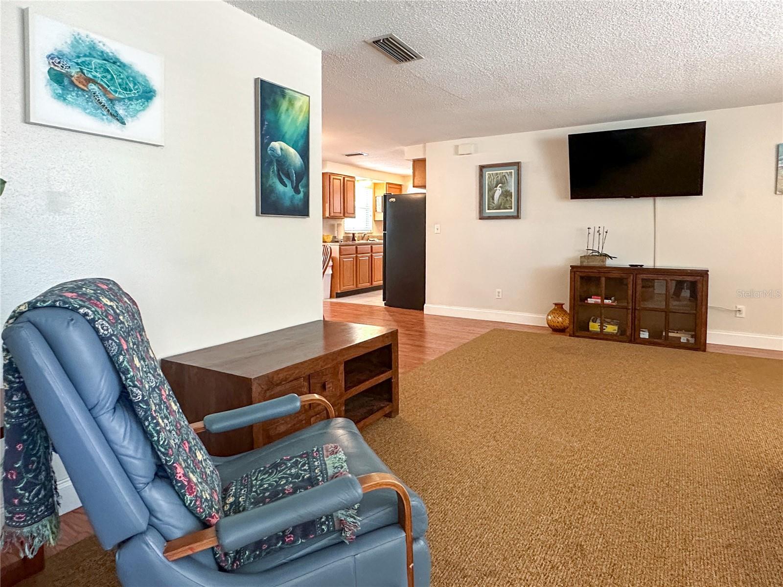 Image 22 of 41 For 5008 27th Avenue W