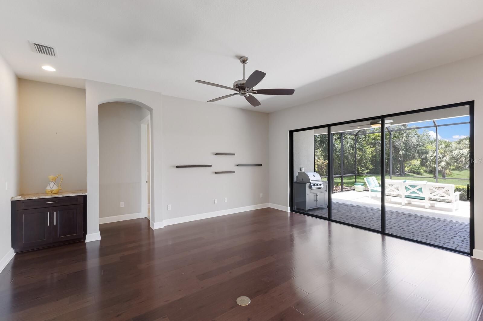 Image 10 of 54 For 8191 Gabanna Drive