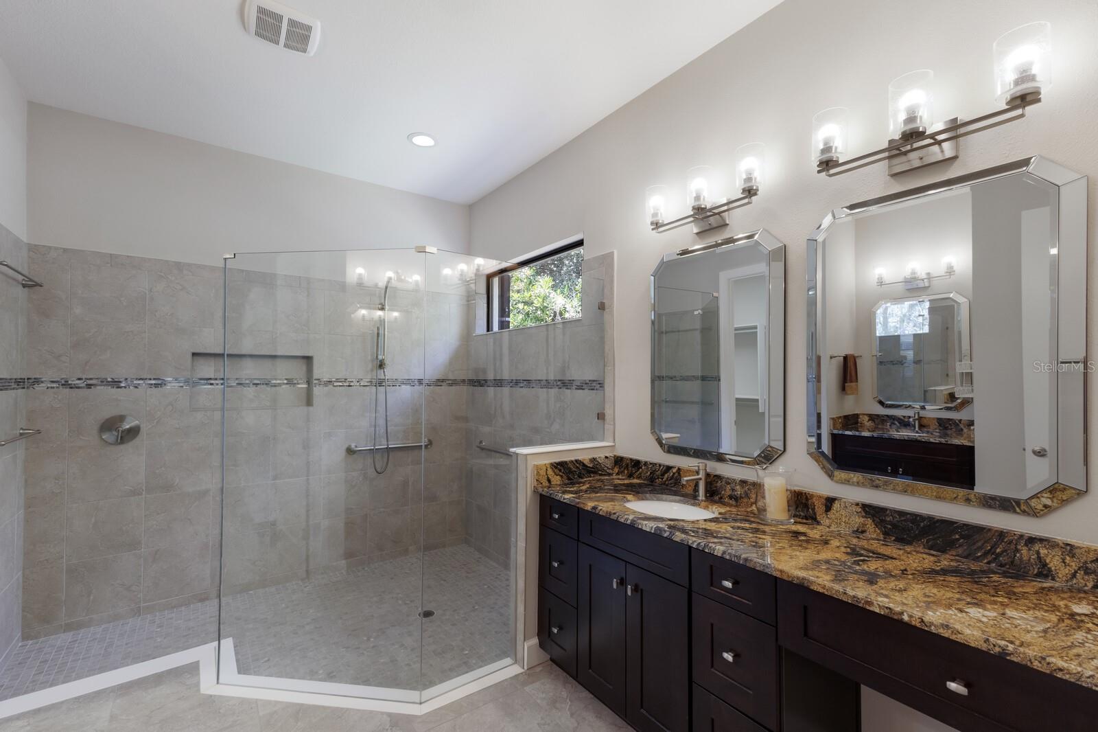 Image 21 of 54 For 8191 Gabanna Drive