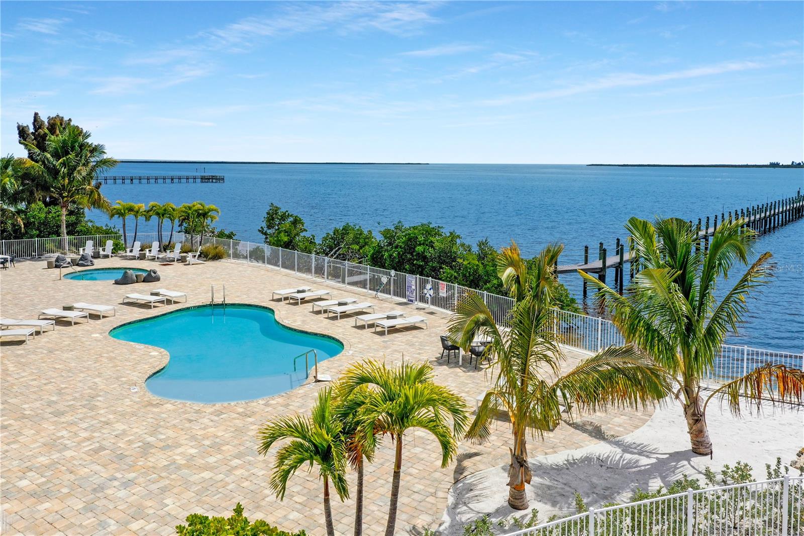 Image 10 of 13 For 14550 River Beach Drive 203
