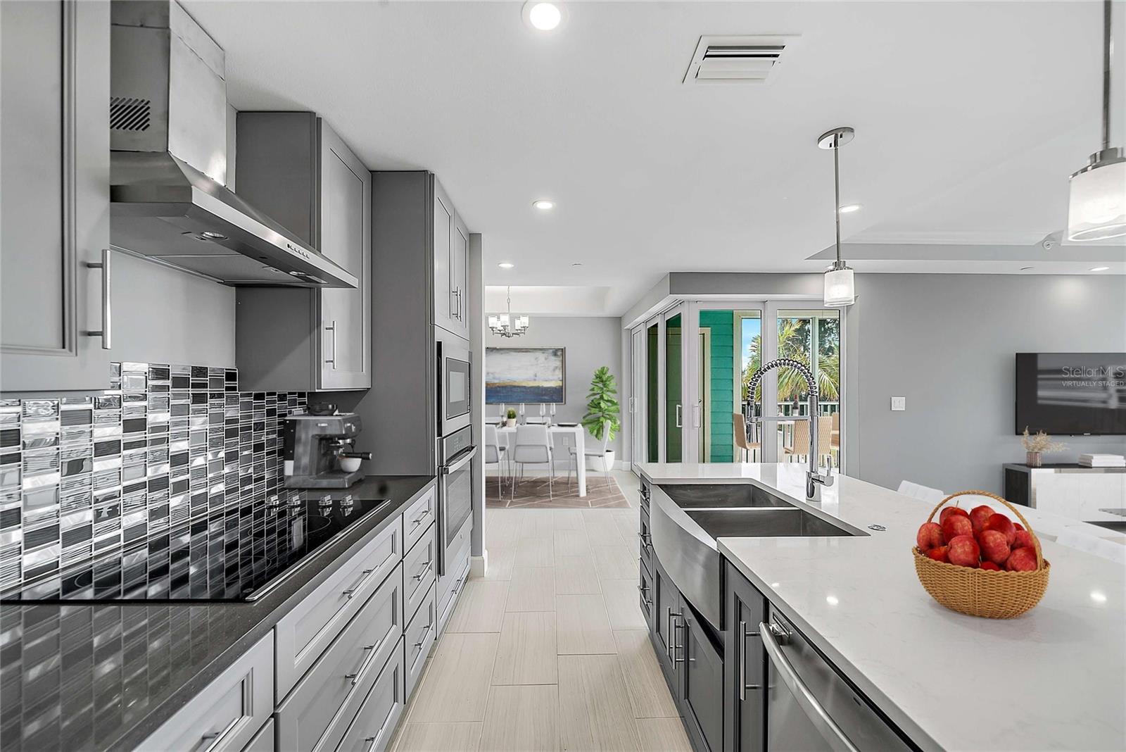 Image 3 of 13 For 14550 River Beach Drive 203