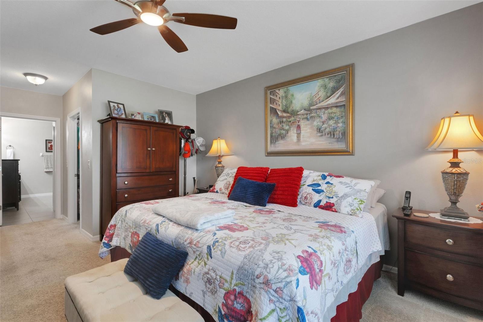 Listing photo id 19 for 5111 11th Street E
