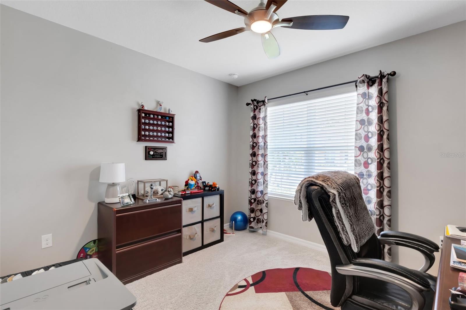 Listing photo id 26 for 5111 11th Street E