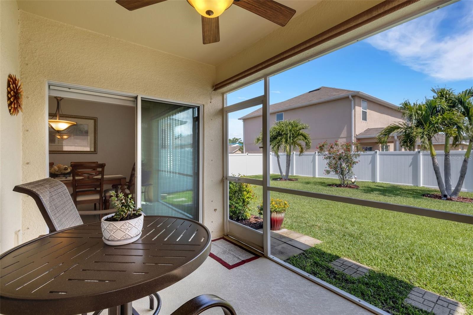 Listing photo id 32 for 5111 11th Street E