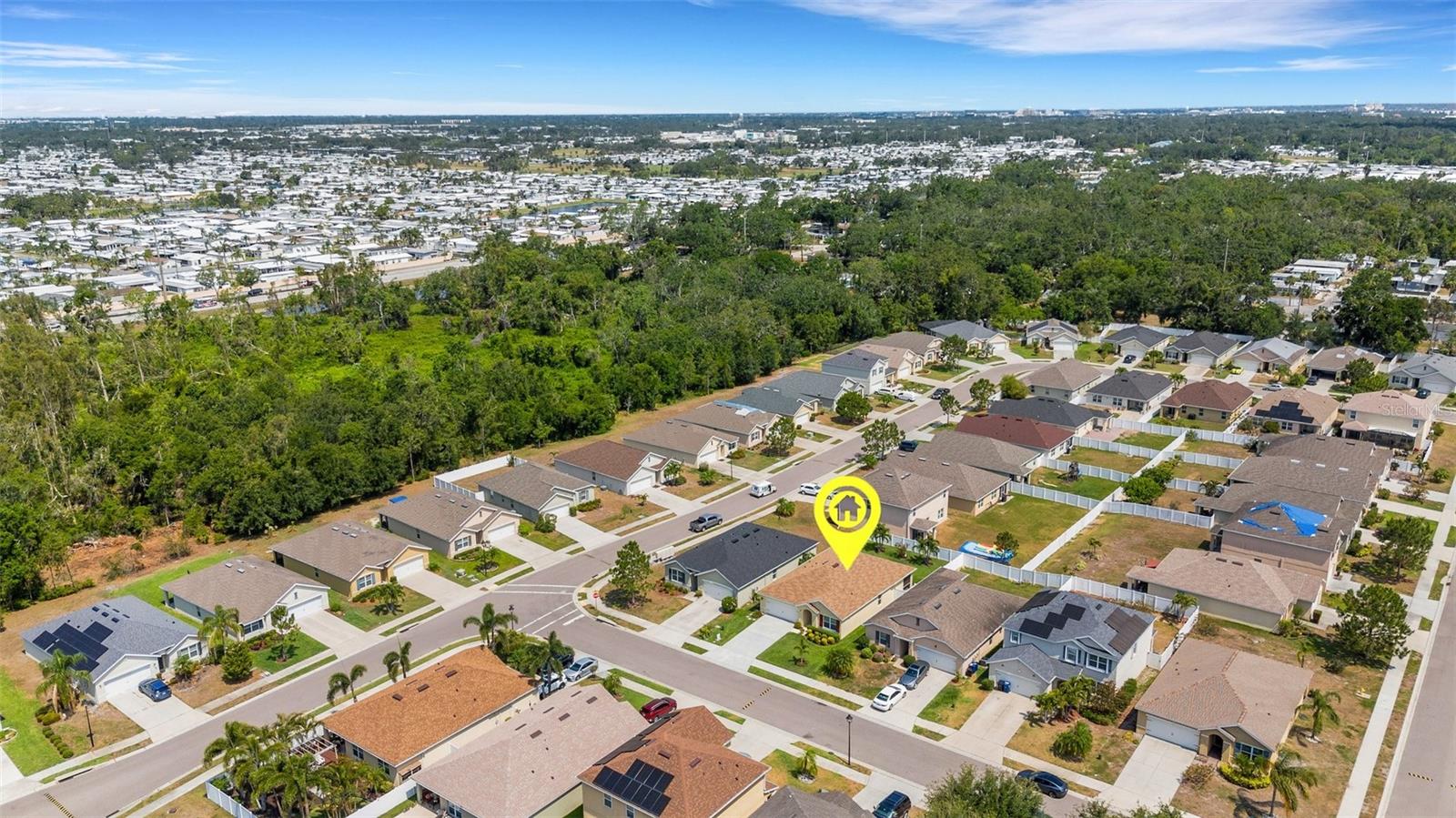 Listing photo id 39 for 5111 11th Street E