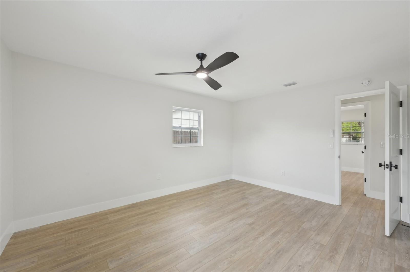 Image 11 of 19 For 612 65th Avenue W